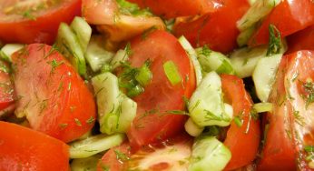 Summer Salad with Tomatoes and Cucumbers