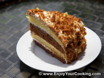 Simple Cake with Sour Cream Frosting