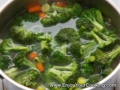 Soup Puree with Broccoli and Chicken Recipe: Step 8