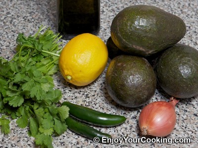 Spicy Guacamole Dip Recipe: Step 1