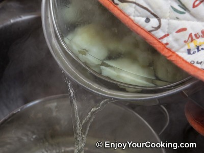 Boiled Cauliflower with White Sauce Recipe: Step 4