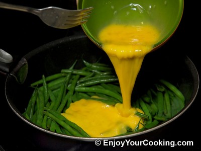 String Beans Fried with Eggs Recipe: Step 8