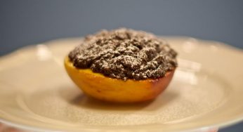 Baked Peaches with Chocolate and Ginger Stuffing