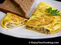 Omelette Stuffed with Mushrooms and Onions Recipe