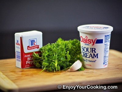 Sour Cream and Garlic Dip Recipe: Step 1