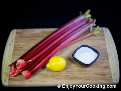 Rhubarb Kompot Recipe: Step 1