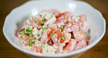 Tomato and Chicken Salad