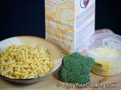 Creamy Fusilli Pasta with Broccoli and Cheese Recipe: Step 1
