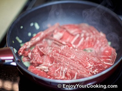 Recipe for Quick Fried Beef with Onions: Step 4