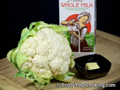 Recipe for Simple Cauliflower Puree: Step 1