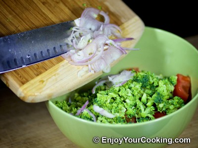 Raw Broccoli and Tomato Salad: Step 4