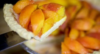 Fresh Peach Pie