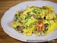 Scrambled Eggs with Asparagus and Mushrooms